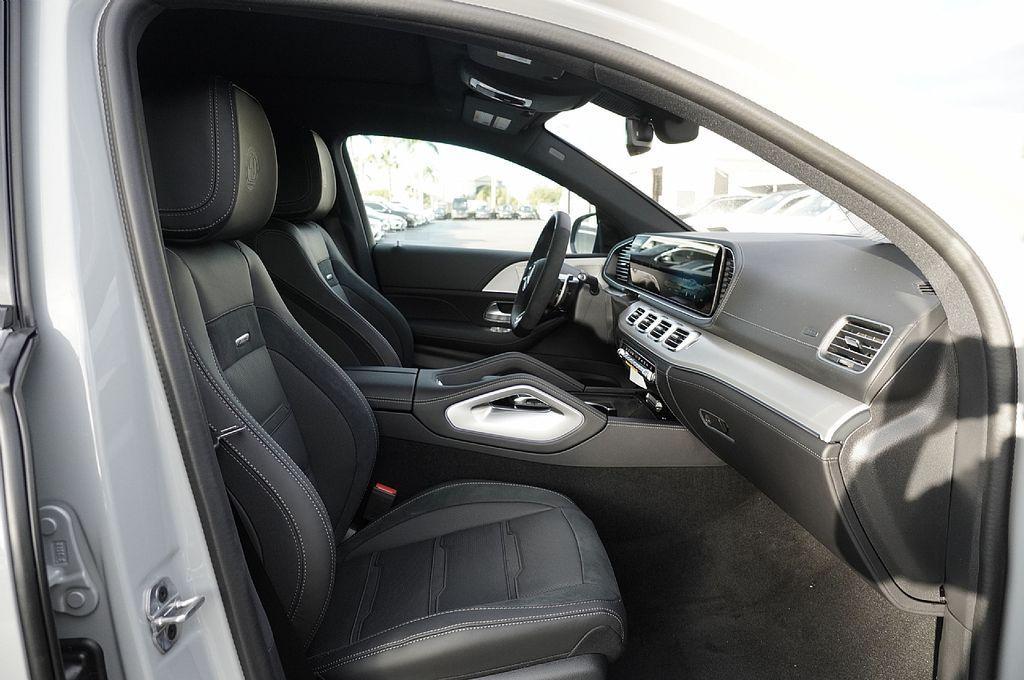 new 2026 Mercedes-Benz AMG GLE 53 car, priced at $92,031