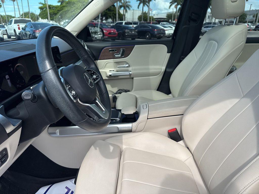 used 2023 Mercedes-Benz GLB 250 car, priced at $31,990