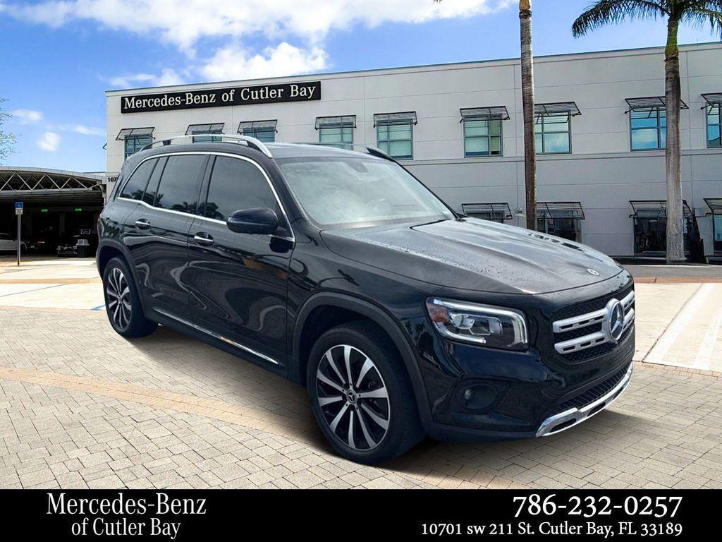 used 2023 Mercedes-Benz GLB 250 car, priced at $31,990
