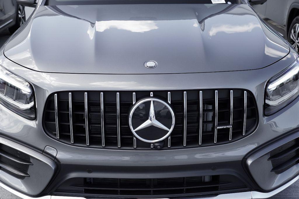 new 2025 Mercedes-Benz AMG GLB 35 car, priced at $58,172