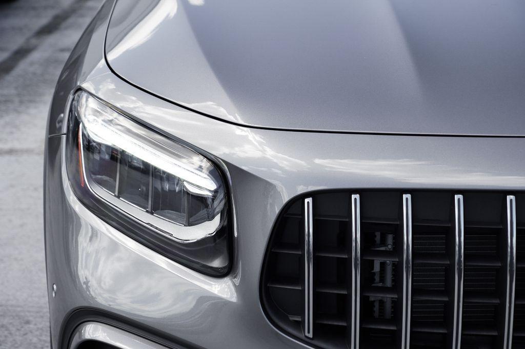 new 2025 Mercedes-Benz AMG GLB 35 car, priced at $58,172