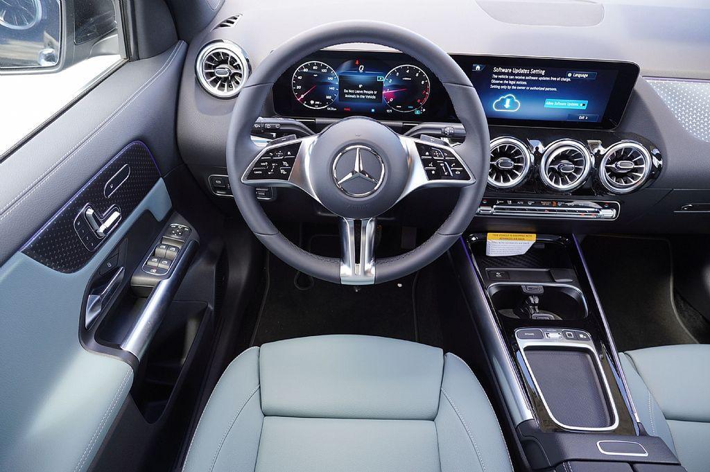 new 2026 Mercedes-Benz GLA 250 car, priced at $46,825