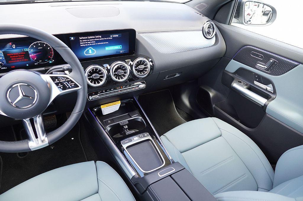 new 2026 Mercedes-Benz GLA 250 car, priced at $46,825