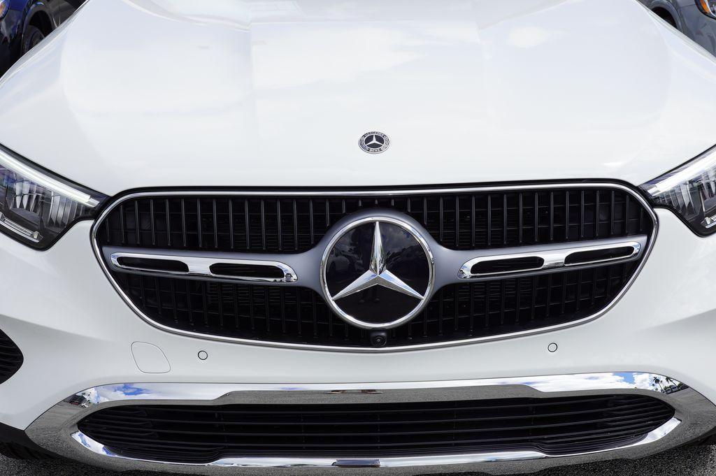 new 2026 Mercedes-Benz GLC 300 car, priced at $56,300