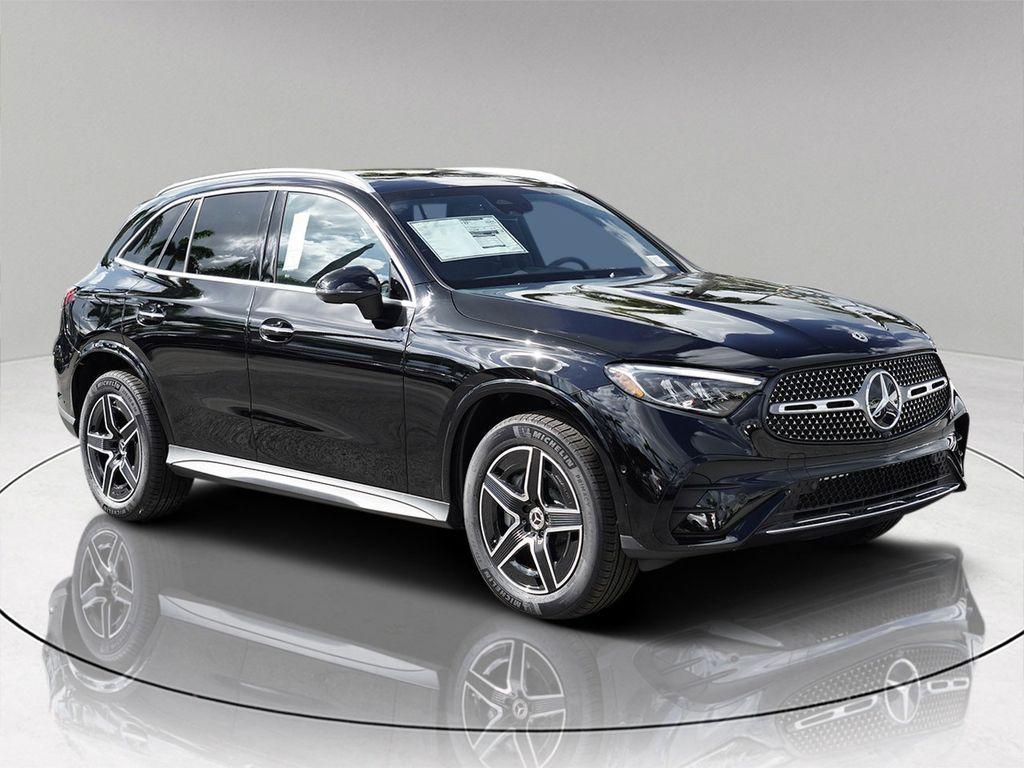 new 2025 Mercedes-Benz GLC 300 car, priced at $53,552
