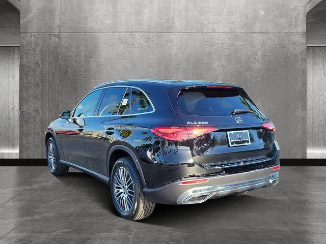 new 2025 Mercedes-Benz GLC 300 car, priced at $51,585