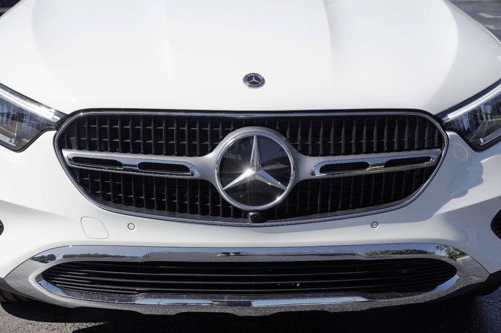 new 2026 Mercedes-Benz GLC 300 car, priced at $53,565