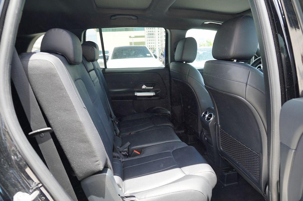 used 2021 Mercedes-Benz GLB 250 car, priced at $26,990