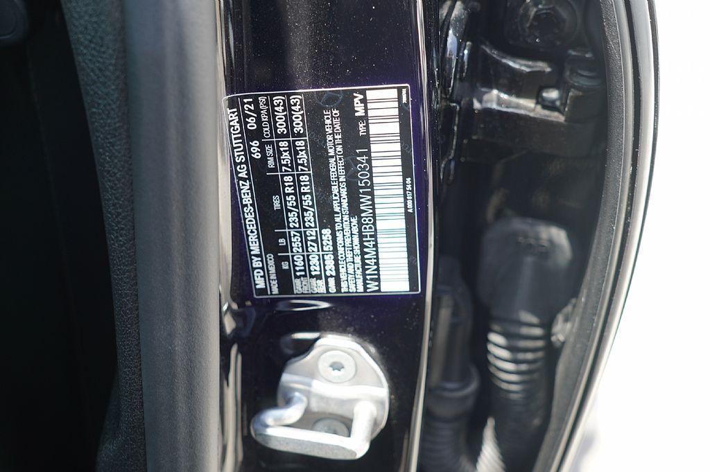 used 2021 Mercedes-Benz GLB 250 car, priced at $26,990