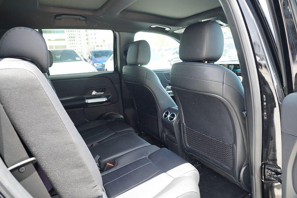 used 2021 Mercedes-Benz GLB 250 car, priced at $26,990