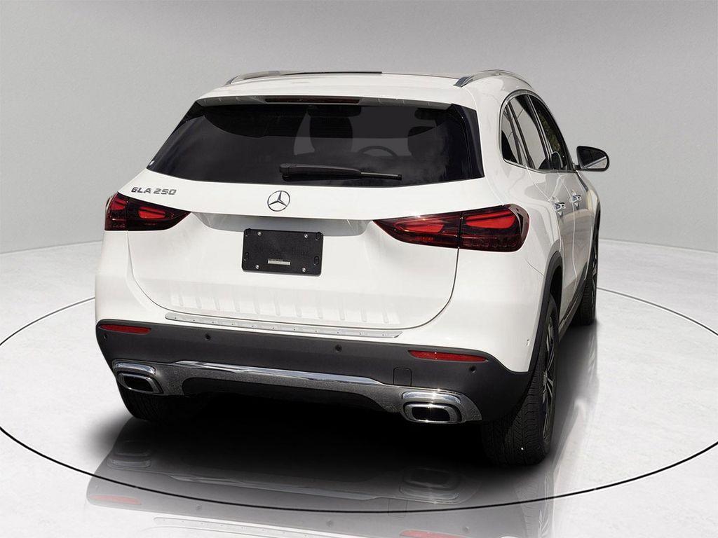 new 2026 Mercedes-Benz GLA 250 car, priced at $47,105