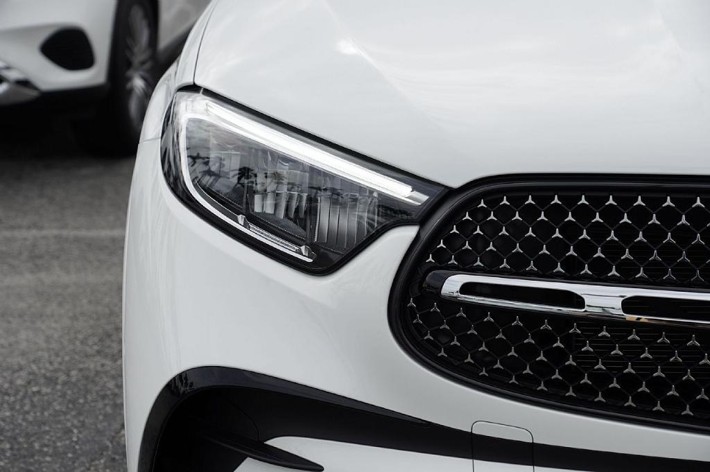 new 2026 Mercedes-Benz GLC 300 car, priced at $50,688