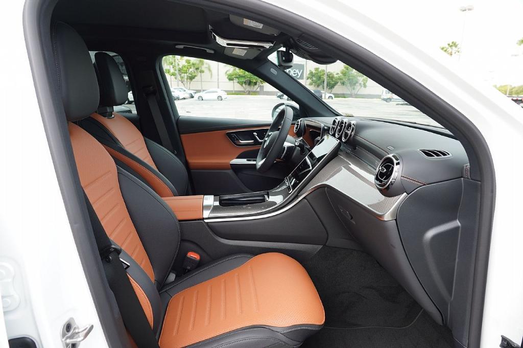 new 2026 Mercedes-Benz GLC 300 car, priced at $50,688