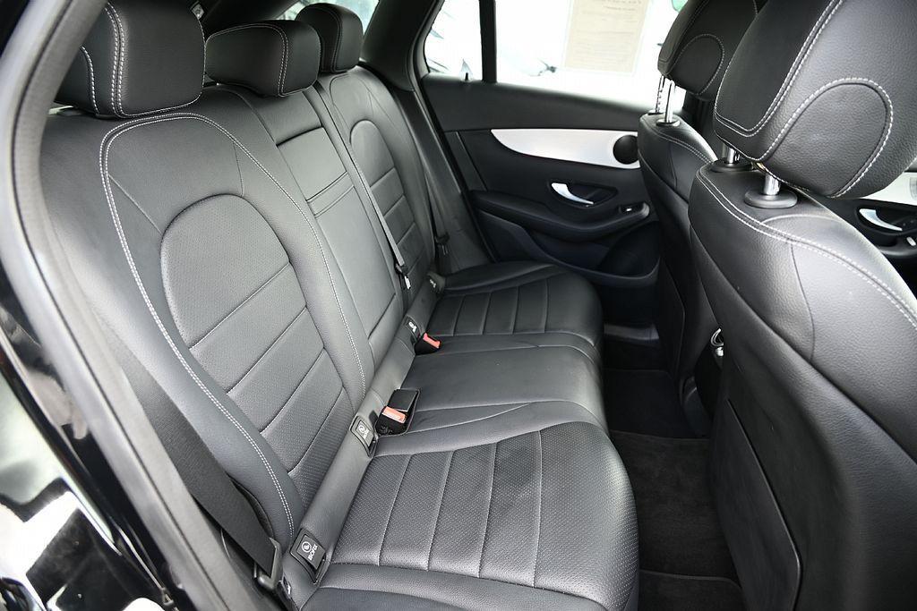 used 2020 Mercedes-Benz GLC 300 car, priced at $22,183