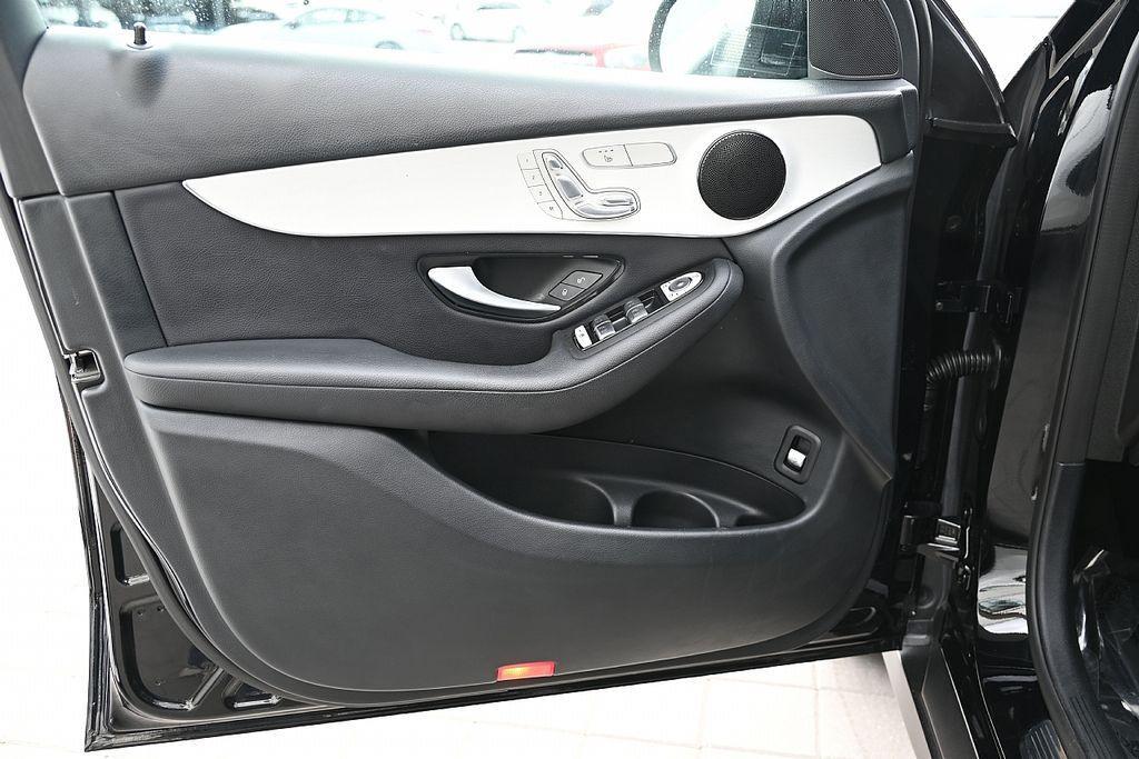 used 2020 Mercedes-Benz GLC 300 car, priced at $22,183