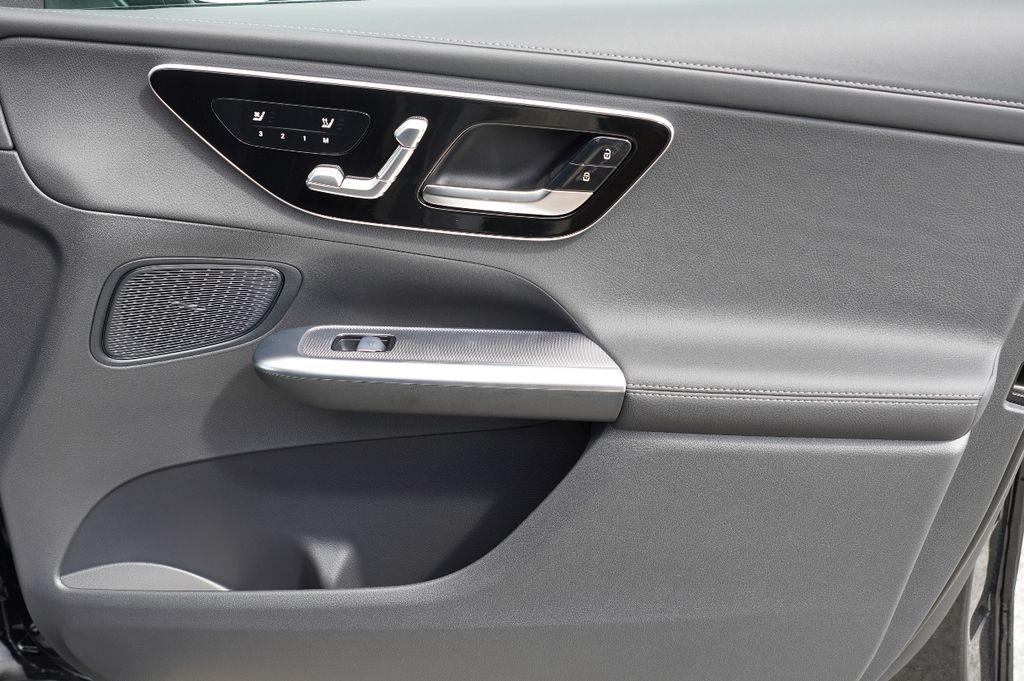 new 2025 Mercedes-Benz GLC 300 car, priced at $53,552