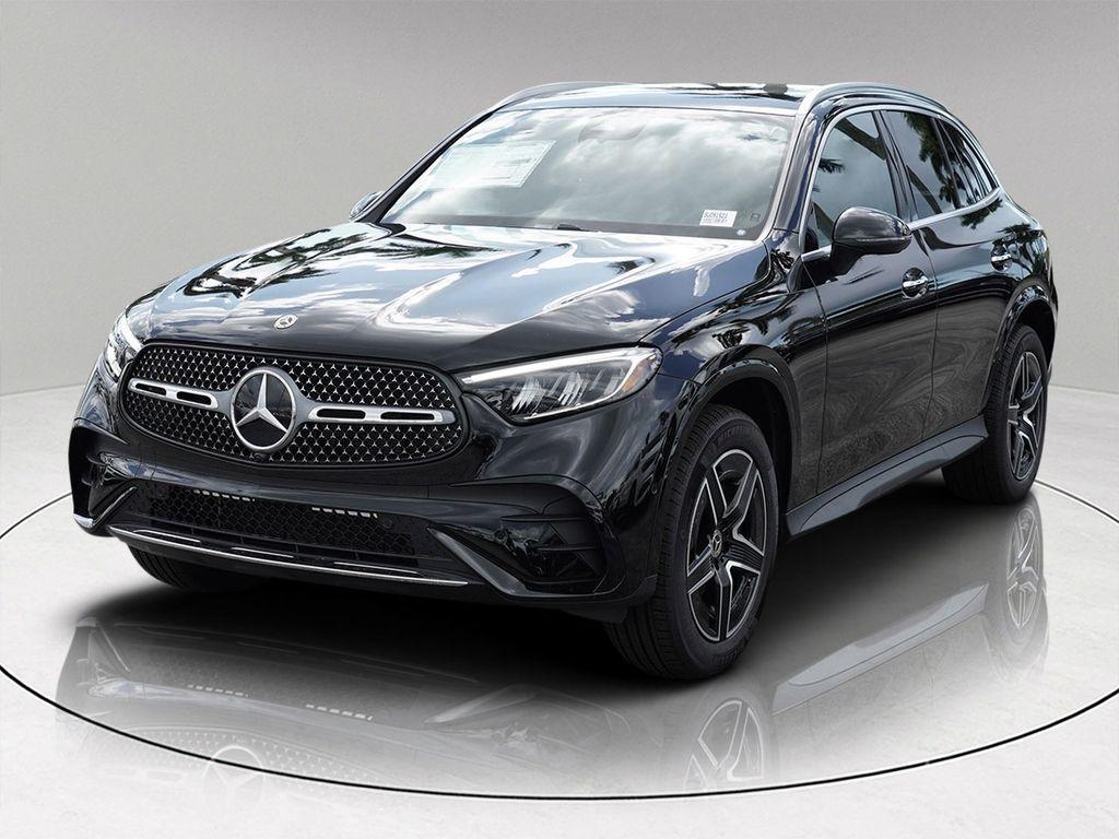 new 2025 Mercedes-Benz GLC 300 car, priced at $53,552