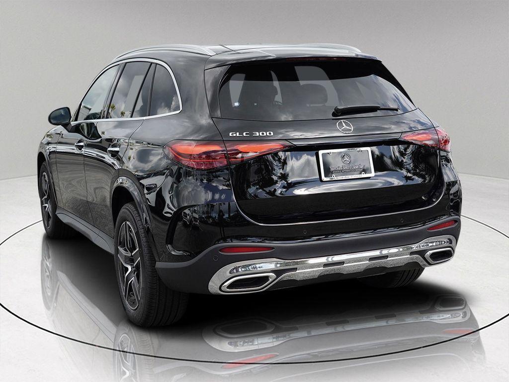 new 2025 Mercedes-Benz GLC 300 car, priced at $53,552