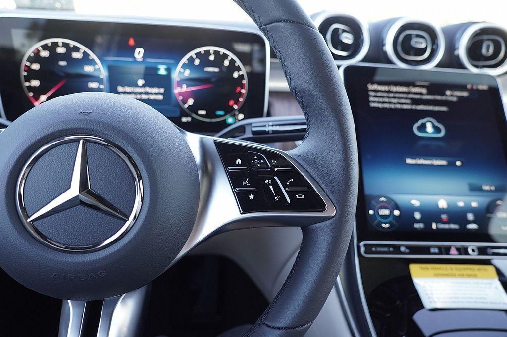 new 2026 Mercedes-Benz GLC 300 car, priced at $47,080