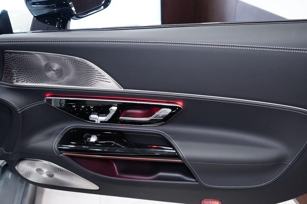 new 2025 Mercedes-Benz AMG SL 63 car, priced at $204,505