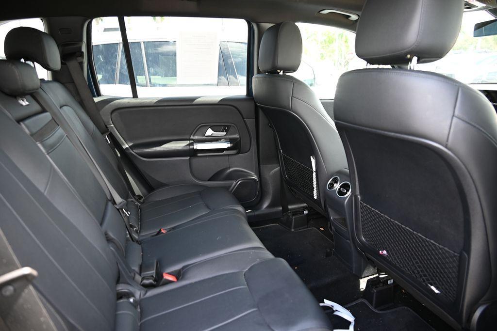 used 2022 Mercedes-Benz GLB 250 car, priced at $30,937