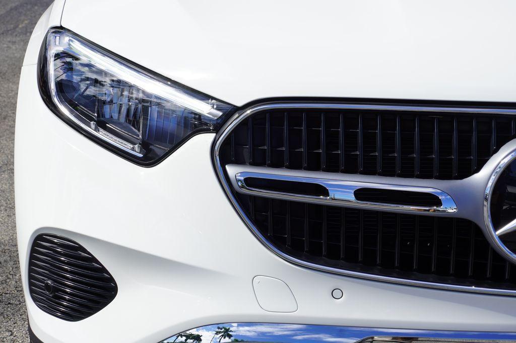 new 2026 Mercedes-Benz GLC 300 car, priced at $53,510