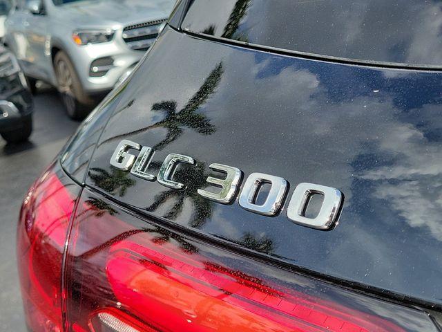 new 2025 Mercedes-Benz GLC 300 car, priced at $51,585