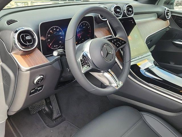 new 2025 Mercedes-Benz GLC 300 car, priced at $51,585