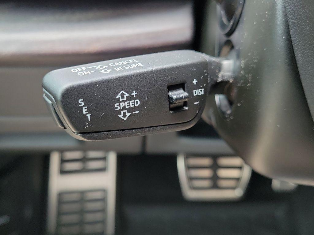 used 2021 Audi Q7 car, priced at $33,900
