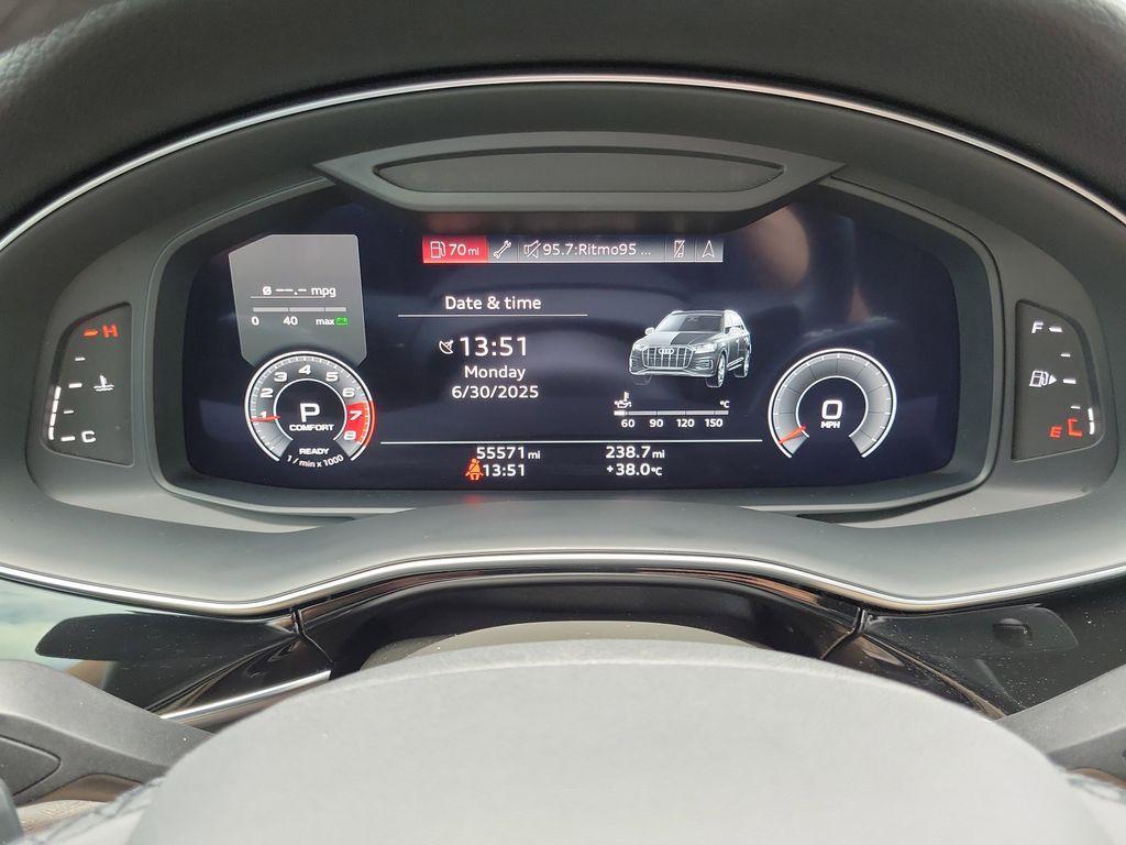 used 2021 Audi Q7 car, priced at $33,900