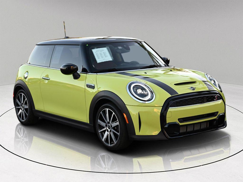 used 2024 MINI Hardtop car, priced at $28,120