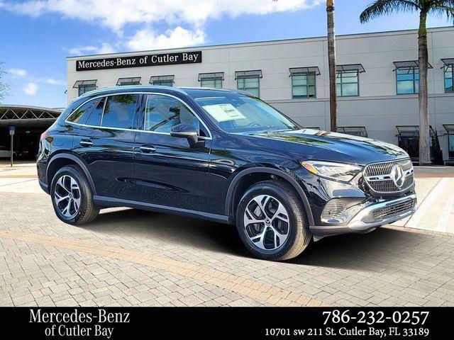 new 2025 Mercedes-Benz GLC 350e car, priced at $61,825