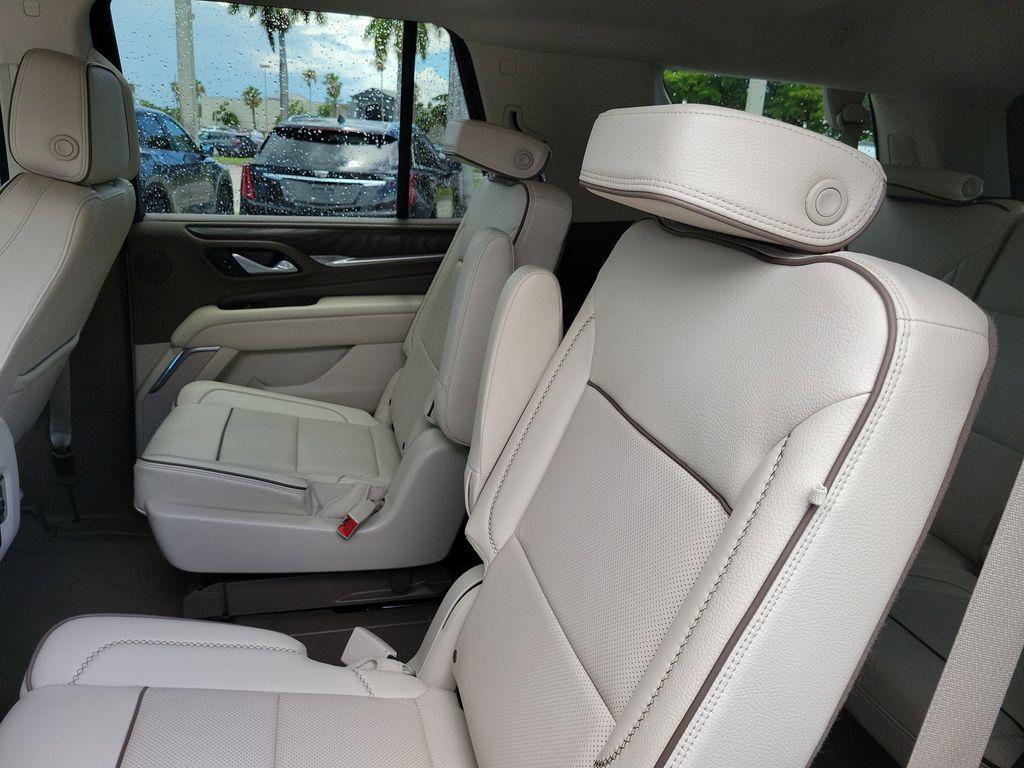 used 2022 GMC Yukon car, priced at $57,990