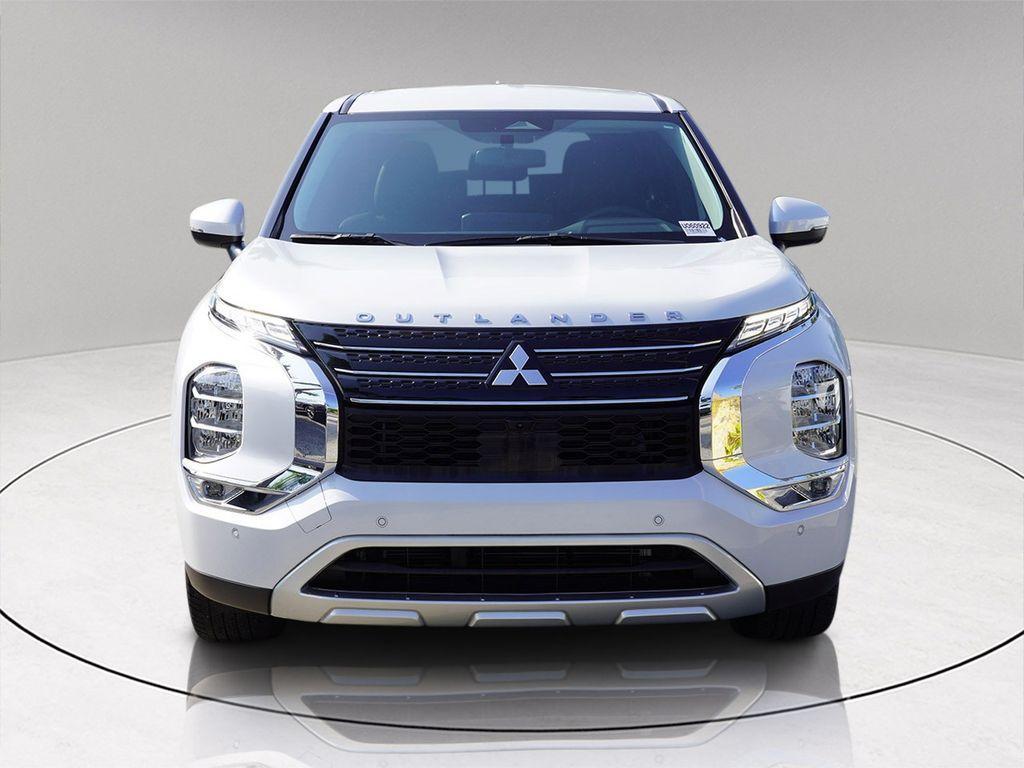 used 2023 Mitsubishi Outlander car, priced at $23,991
