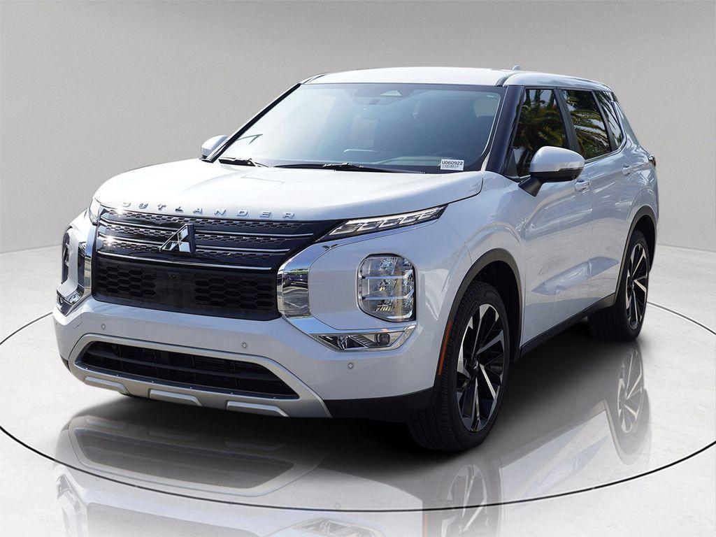 used 2023 Mitsubishi Outlander car, priced at $23,991