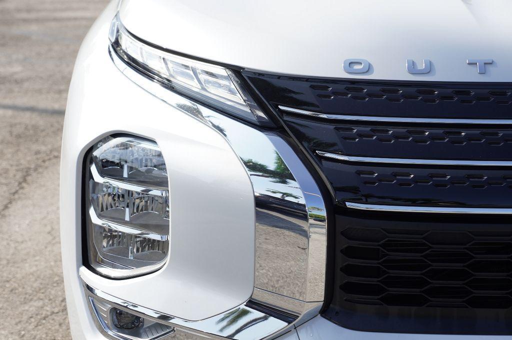 used 2023 Mitsubishi Outlander car, priced at $23,991