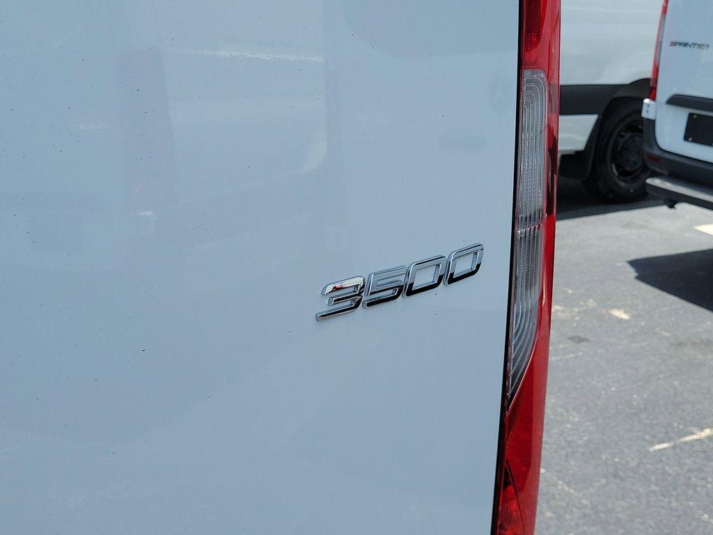new 2025 Mercedes-Benz Sprinter 3500 car, priced at $67,171