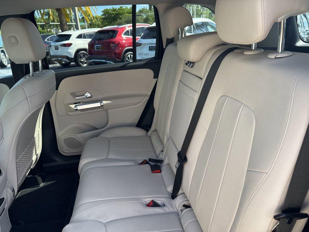 used 2021 Mercedes-Benz GLB 250 car, priced at $26,990