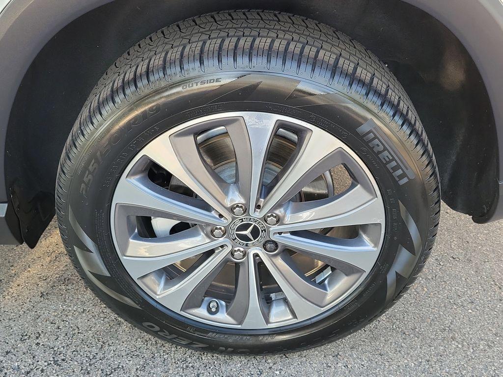 used 2023 Mercedes-Benz GLE 350 car, priced at $50,000