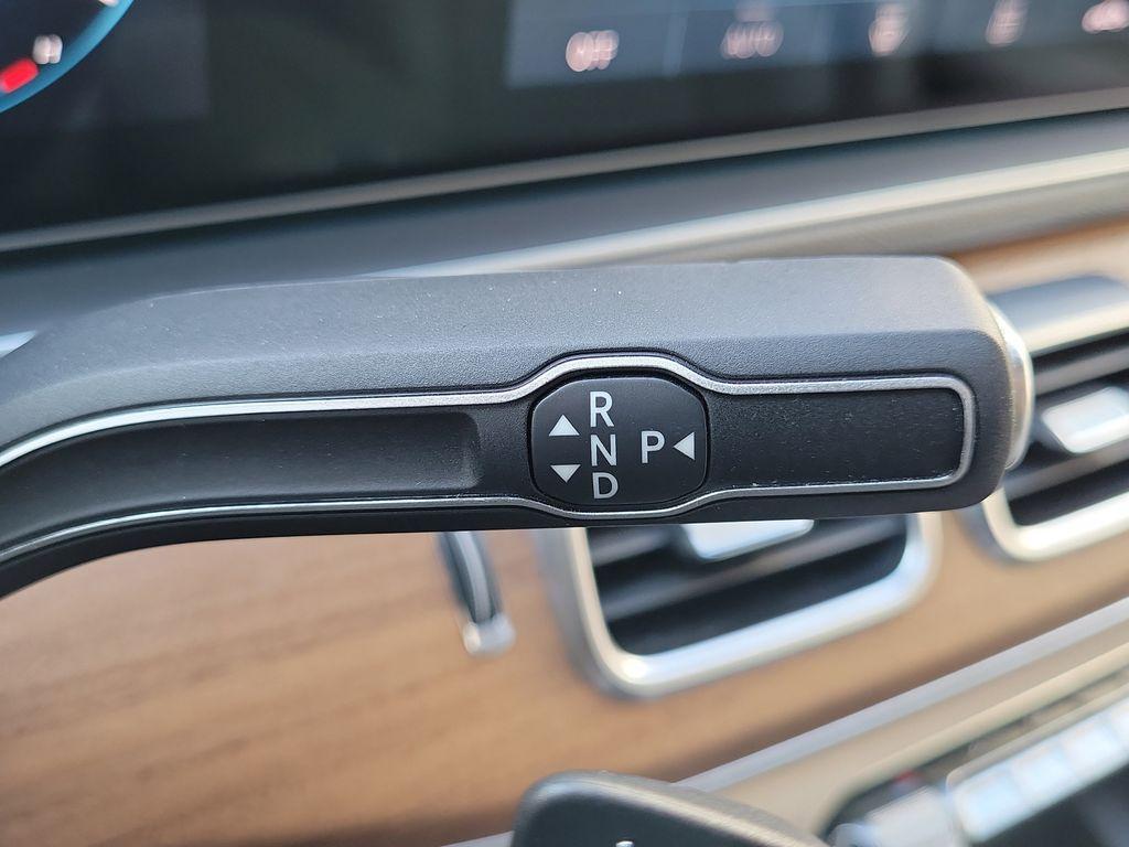 used 2023 Mercedes-Benz GLE 350 car, priced at $50,000