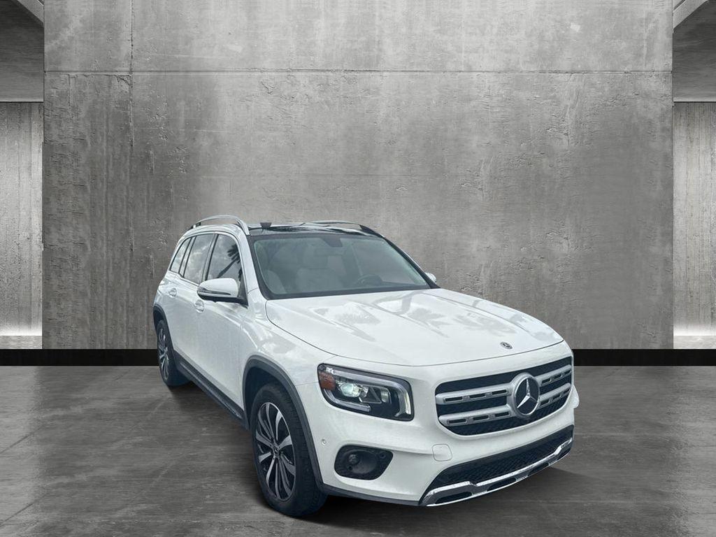 used 2022 Mercedes-Benz GLB 250 car, priced at $28,137