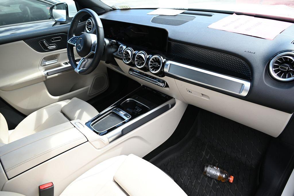 used 2025 Mercedes-Benz GLB 250 car, priced at $45,913