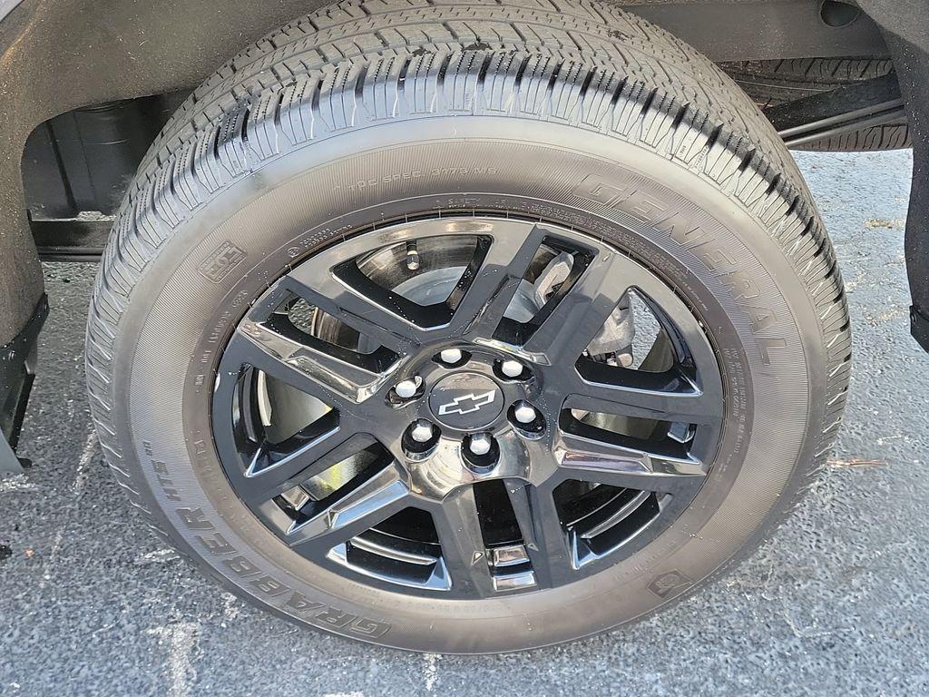 used 2024 Chevrolet Silverado 1500 car, priced at $46,990