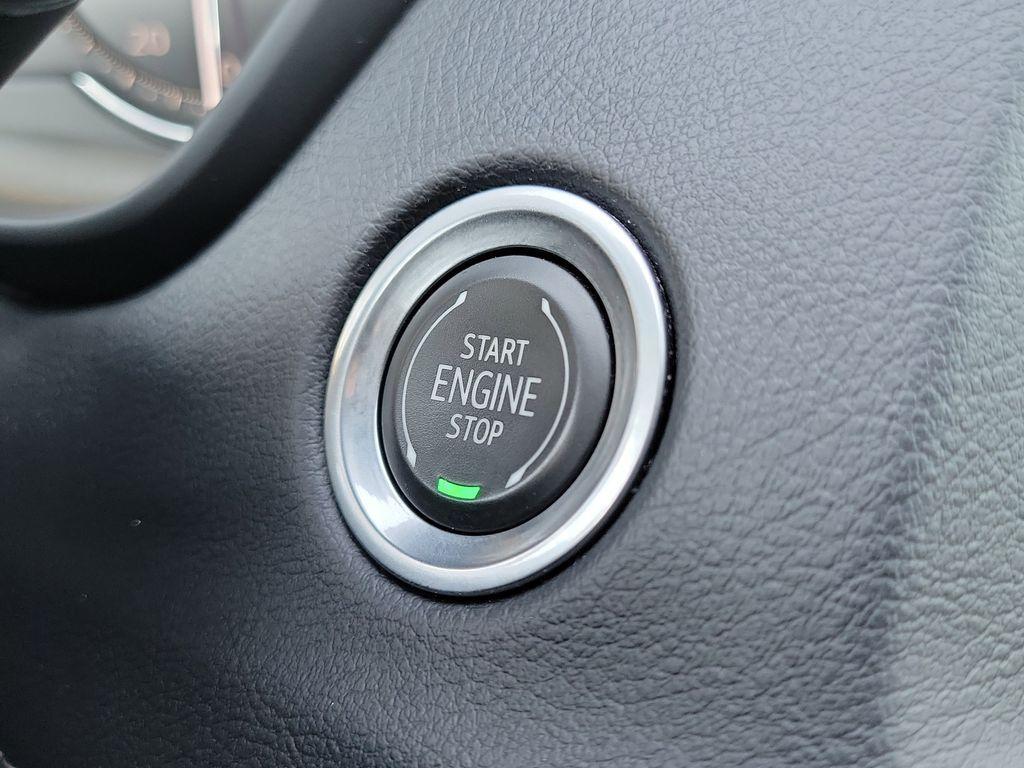 used 2022 Cadillac XT4 car, priced at $27,043