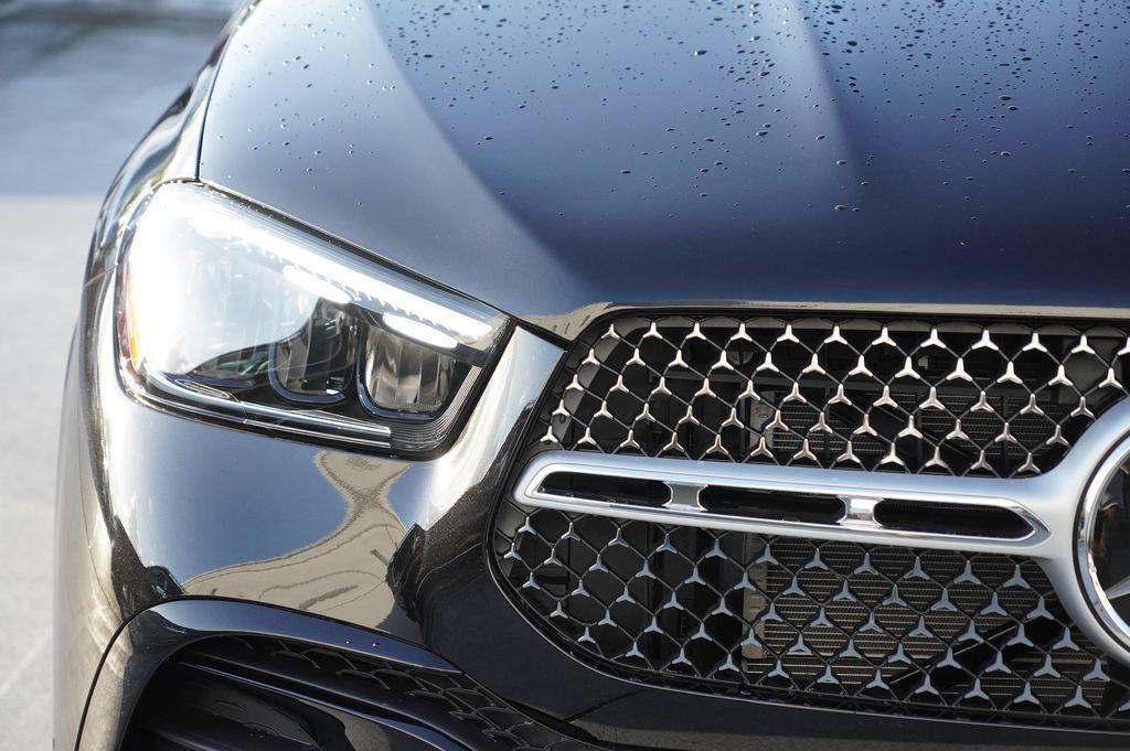 new 2026 Mercedes-Benz GLE 450 car, priced at $81,560