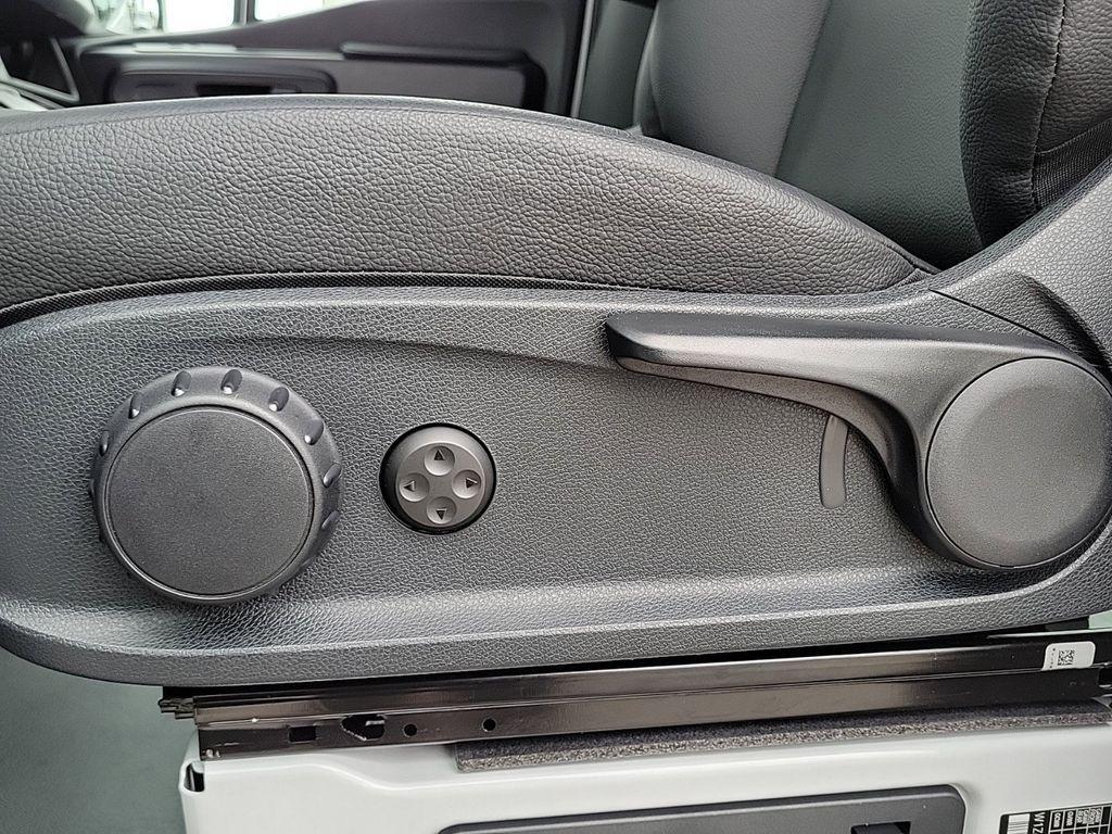 new 2025 Mercedes-Benz Sprinter 2500 car, priced at $77,086
