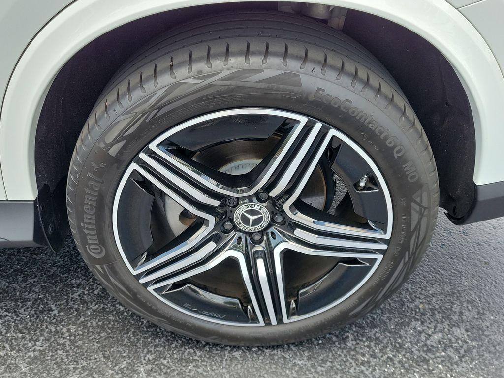 used 2024 Mercedes-Benz GLC 300 car, priced at $42,900