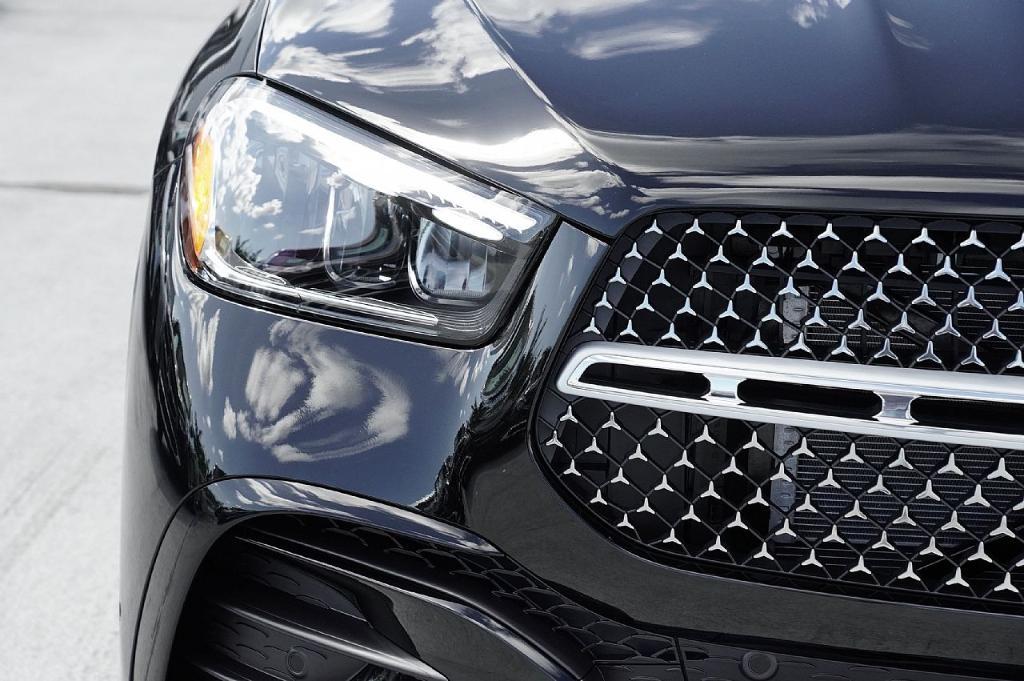 new 2026 Mercedes-Benz GLE 450 car, priced at $74,105