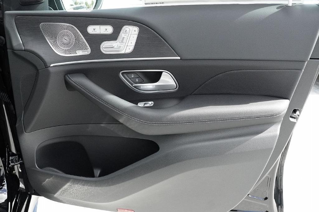 new 2026 Mercedes-Benz GLE 450 car, priced at $74,105