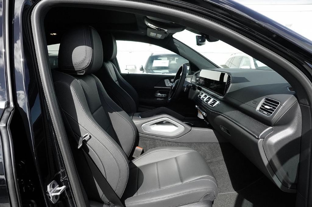 new 2026 Mercedes-Benz GLE 450 car, priced at $74,105